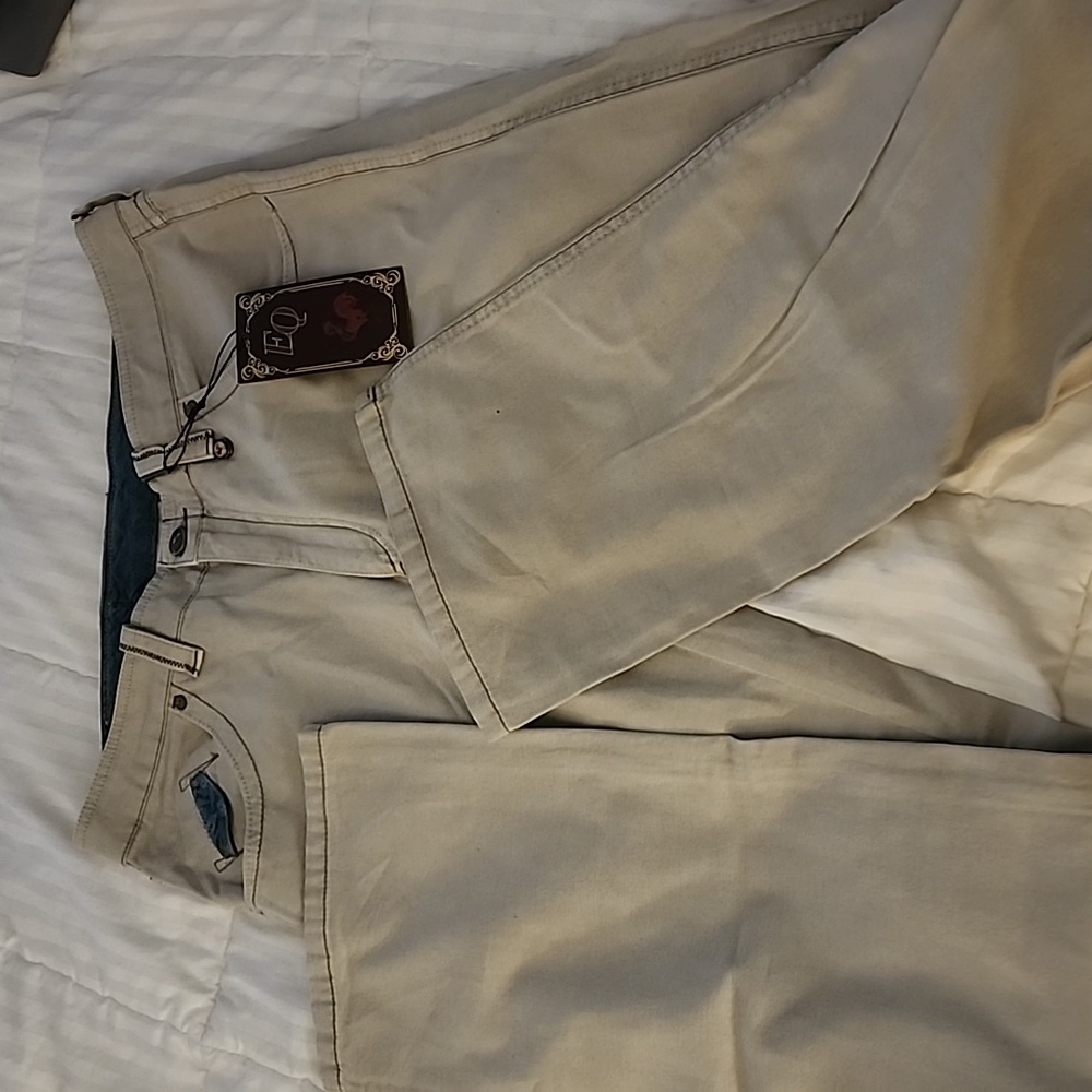 EQ pants